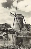 Pays Bas -hollande - Ref 447- Kinderdijk - Moulin  A Vent -dutch Windmill   -carte  Bon Etat - - Kinderdijk