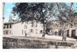 82 MONCLAR-DE-QUERCY - 9 - Place De La Mairie Et Clocher. - Montclar De Quercy