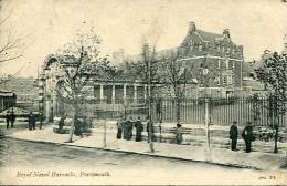 N°27535 -cpa Portsmouth -Royal Naval Barracks- - Portsmouth