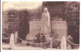 16 - SEGONZAC  -  Monument à La Mémoire Des Enfants Morts Pour La Patrie - Monumentos A Los Caídos