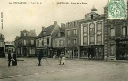 _27 Eure - Danville _ La Place De La Loue  Et Son Photographe (La Normandie_ La Cpa - Pont Audemer