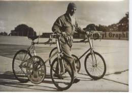 P 662 - PHOTO - JOSE MEIFFRET Champion Du Monde De Vitesse - LE 9 10 1954 - Cyclisme