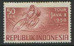 Indonesia Indonesie 1958 Mi 230 * Gum Broken - Racing Cyclist - Tour Of Java Cycle Race / Radrennen / Wielrennen - Cyclisme