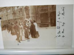 CARTE POSTALE A IDENTIFIER - GROUPE DE PERSONNES MONDAINES SE PROMENANT A MARIENBAD - CACHET POSTE MARIENBAD 24/06/1909 - Fotografía