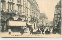 PARIS  - Montmartre, Le Carrefour Fontaine (coin Douai). - Arrondissement: 18