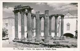EVORA  Um Aspecto Do Templo Diana 2 Scans  PORTUGAL - Evora