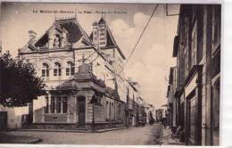 La Mothe-Saint-Héray..animée..la Poste..Maison Des Rosières..voiture - La Mothe Saint Heray