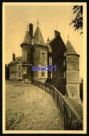 Lot De 2 Cartes - Sarthe - Montmirail - Le Château - Façade Ouest - Vue Prise De La Place Du Grand Got  -Réf : 27546-47 - Montmirail