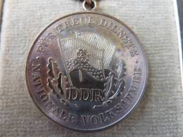 Medal, Orden, " FÜR TREUE DIENSTE, NVA ", DDR ! - DDR