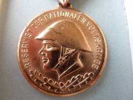 Medal, Orden, " RESERVIST DER NVA ", DDR ! - Duitse Democratische Republiek