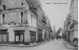 62  HESDIN    PAS DE CALAIS  -  RUE  PAROISSE  - CPA   N/B  9x14  TBE - Hesdin