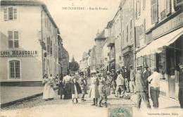 88 NEUFCHATEAU RUE DE FRANCE GROSSE ANIMATION VOYAGEE EN 1906 - Neufchateau