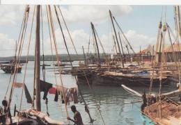 BR27976 Dhows At The Old Port Unguja Ship Bateaux     2  Scans - Tanzanía