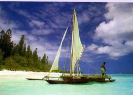 Nouvelle Caledonie Ile Des Pins Pirogue Traditionnelle - New Caledonia