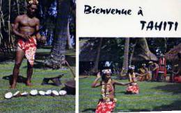 Bienvenue A Tahiti  Scenes De La Vie Polynesienne, Noix De Coco - Tahiti