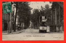 VANVES - Boulevard Du Lycée. (belle Animation Tramway) - Vanves