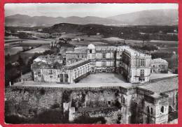 CPSM 26 En Avion Au Dessus De GRIGNAN Le Chateau Vue Générale  * Format CPM  (  D100 ) - Grignan