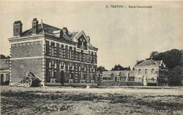 02 VERVINS ECOLE COMMUNALE - Vervins