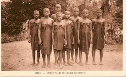 GABON/Jeunes Filles De L'école De Samkita/vers 1925    CPD48 - Gabun