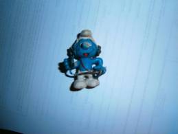 SCHTROUMPF ECOUTE MUSIQUE   PEYO - Smurfs