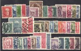 Tchécoslovaquie - 1930 à 1946 - Lot De 43 Oblitérés Entre N° 269 Et 439 (Y&T) - Verzamelingen & Reeksen