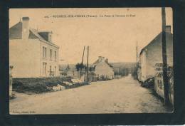 VOUNEUIL SUR VIENNE - La Poste Et L'Avenue Du Pont - Vouneuil Sur Vienne