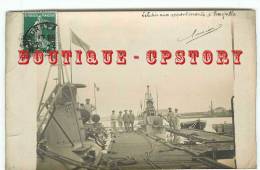 CARTE PHOTO < SOUS MARIN " LUTIN " Aux Appontements à Ferryville - Submersible - Dos Scanné + Explications - Submarinos