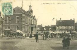 ETAPLES - L'Hôtel De Ville - Etaples