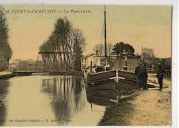 Vitry Le François  51    Navigation Fluviale . Le Pont Levis . Péniche Canaux Pont    (voir Scan) - Vitry-le-François