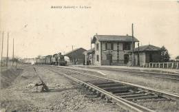 AMILLY LA GARE ARRIVEE DU TRAIN - Amilly