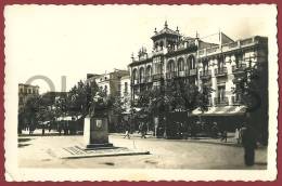 SPAIN - BADAJOZ - PLAZA DE ESPAÑA - 50S REAL PHOTO PC. - Badajoz