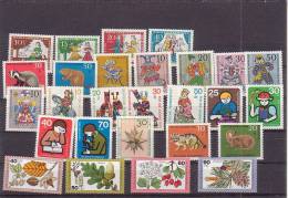 Allemagne - Un Lot De Timbres Neufs ** - Collezioni