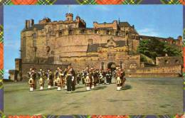 Highland Pipers On Parade At Edinburgh Castle - Angus