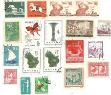 LOT DE TIMBRES CHINOIS - Collections, Lots & Séries