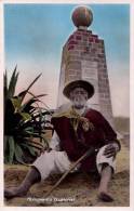 MONUMENTO ECUATORIAL [ QUITO ] : GAUCHO Et AGAVE - CARTE 'VRAIE PHOTO' - ANNÉE ~ 1950 (n-019) - Equateur