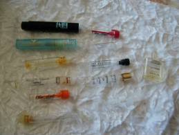 Lot Tubes De Parfum Vides - Echantillons (tubes Sur Carte)