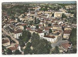 Montaigu-de-Quercy  (82) : Vue Aérienne Générale Au Niveau De La Rue Des Frères Quémère Env 1964. - Montaigu De Quercy