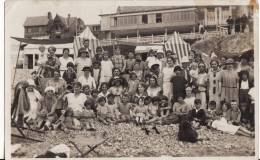 Carte Postale Photo D' ONIVAL (Somme) Photo Lemesle - Scène De Plage - Bord De Mer - VOIR 2 SCANS - - Onival