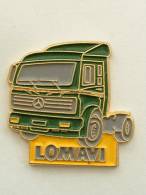 PIN´S MERCEDES  - CAMION LOMAVI VERT - Mercedes