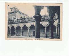 ESPAÑA SPAIN [OF # 11593] -  SALAMANCA -PATIO DEL INSTITUTO - Salamanca