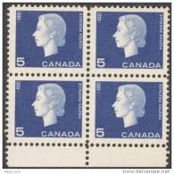 Canada Queen Elizabeth II  #405 Cameo Issue 1962  5 Cents  BLOCK OF 4 MNH With Bottom Margin - Blocks & Sheetlets