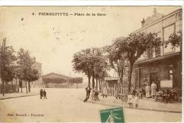 Carte Postale Ancienne Pierrefitte - Place De La Gare - Café, Bureau De Tabac - Pierrefitte Sur Seine