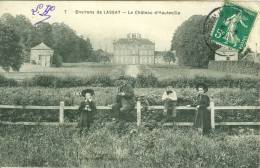 Le Château D'Hauteville - Lassay Les Chateaux