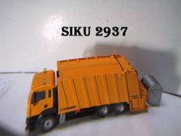 - SIKU - Camion Poubelle " Müllwagen Refuse Lorry -  1/55° - Réf 2937- - Trucks, Buses & Construction