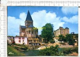 MAREUIL SUR LAY -   L'Eglise Et Le Château Féodal - Mareuil Sur Lay Dissais
