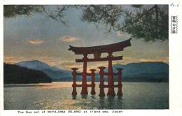 JAPON  THE SUN SET OF MIYAJIMA ISLAND AT IRLAND SEA - Autres & Non Classés