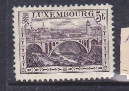 LUXEMBOURG N°  134 5F BRUN VIOLET PONT ADOLPHE A LUXEMBOURG NEUF AVECCHARNIERE - Neufs