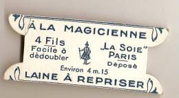 Mercerie Ancienne/carte Vierge De Fil De Laine/(sans Fil )/"a La Magicienne"/fin19éme-début 20 éme Siécle MER13 - Other & Unclassified