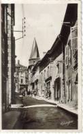 CPSM ROCHECHOUART (Haute Vienne) - Rue Du Docteur Charles Poitevin - Rochechouart