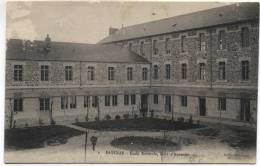 *** DEPT 44 / SAVENAY - ECOLE NORMALE - COURS D'HONNEUR*** - Savenay